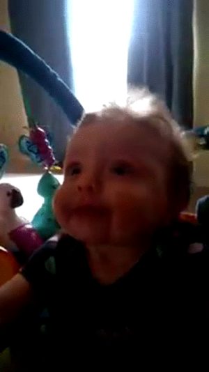 Dad makes baby daughter Chloe laugh instantly by just blowing air