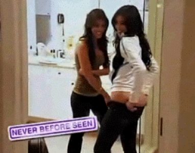 Top Sexy Kim Kardashian GIFs